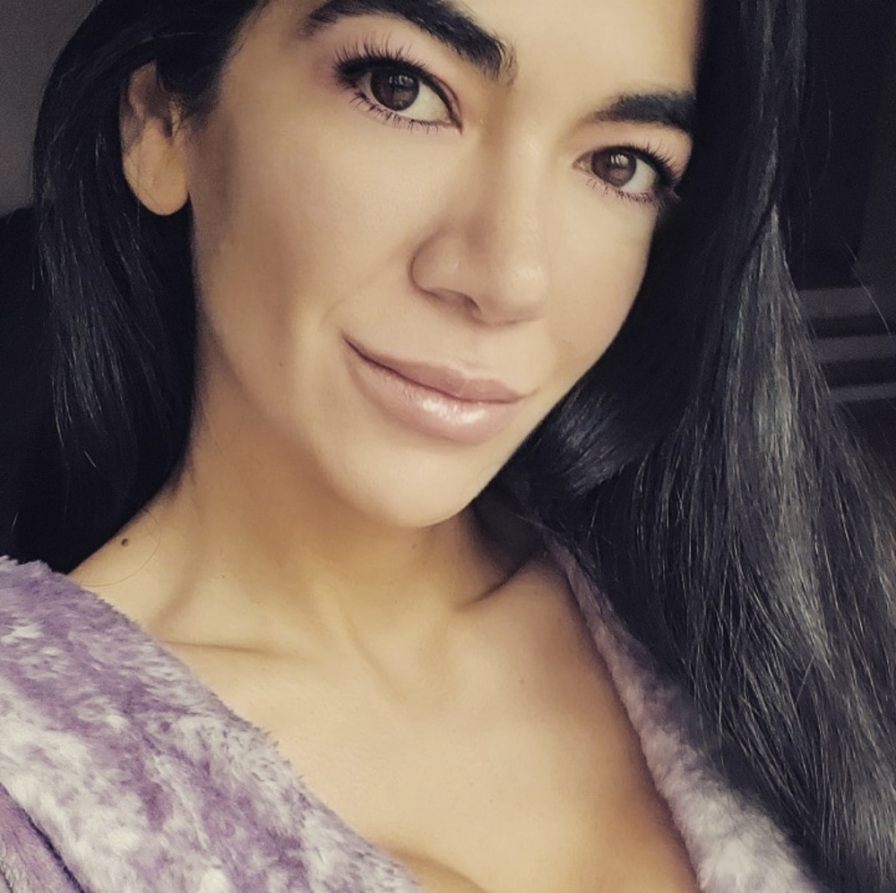 Meet your Posher, Claire